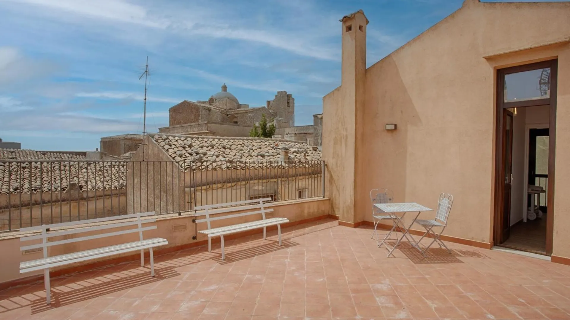 Erice Lovely Apt With Terrace And Stunning View Italy