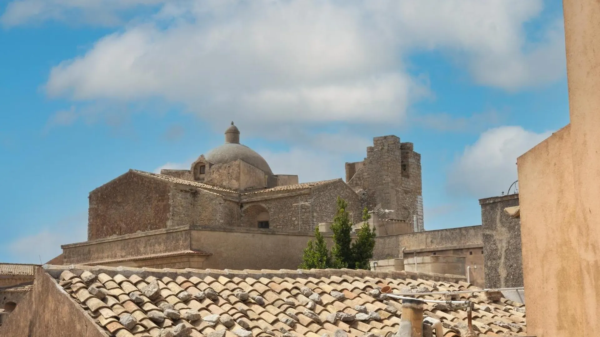 Erice Lovely Apt With Terrace And Stunning View